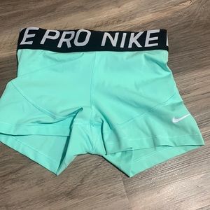 XS Nike Pro shorts